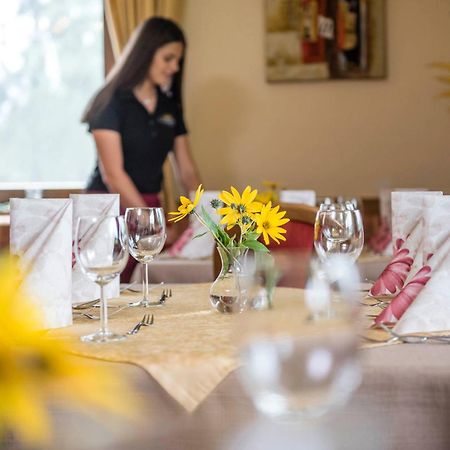Hotel Untergopprathof Роденго Екстериор снимка