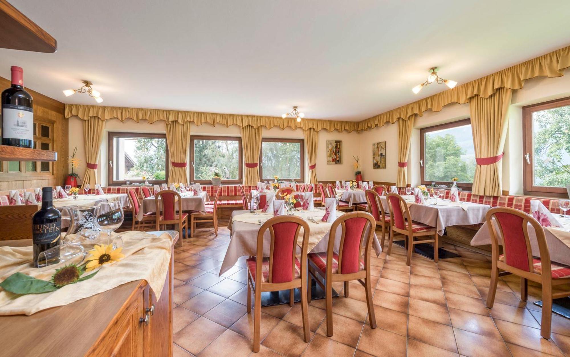 Hotel Untergopprathof Роденго Екстериор снимка